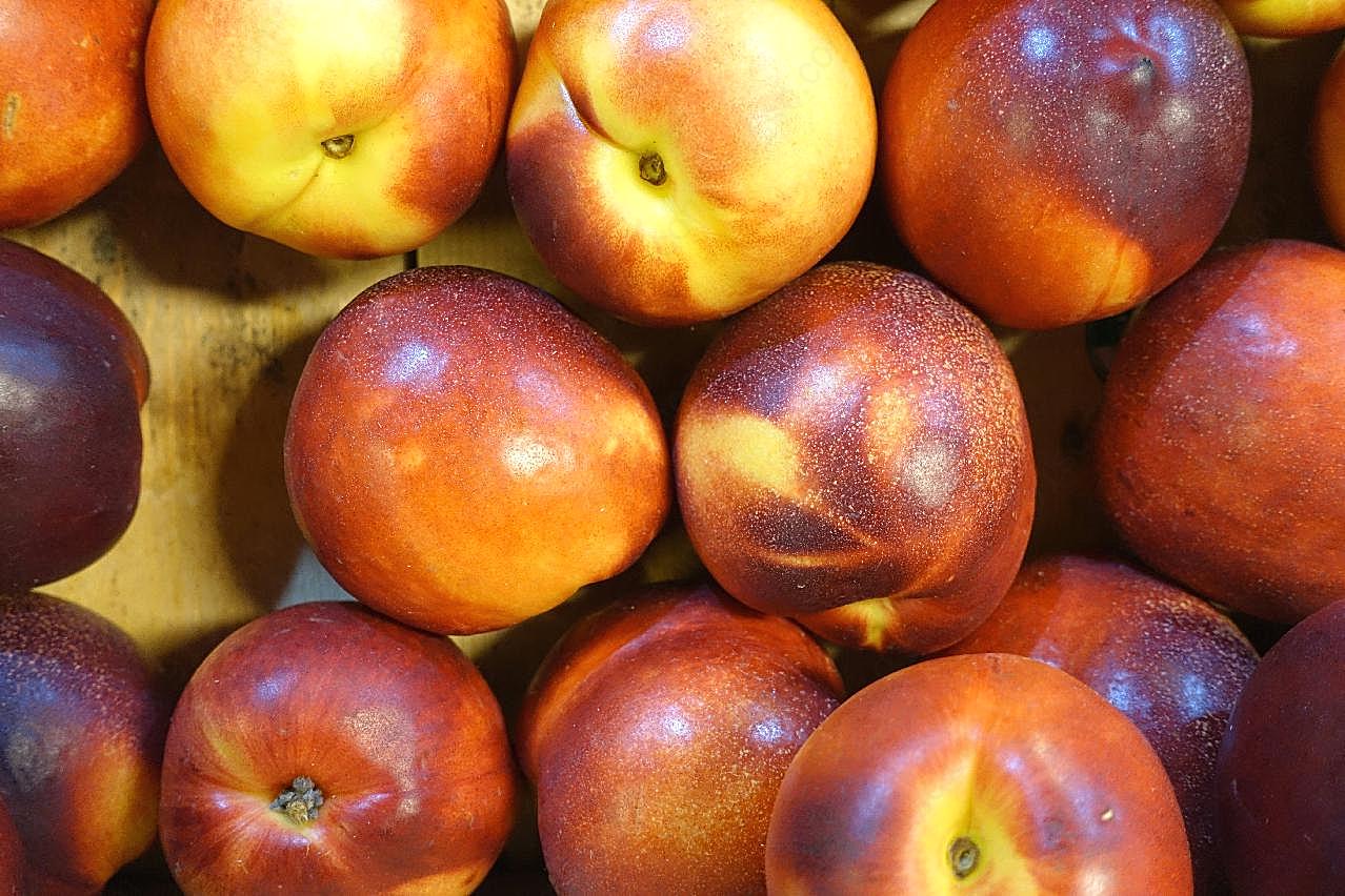 红油桃图片水果