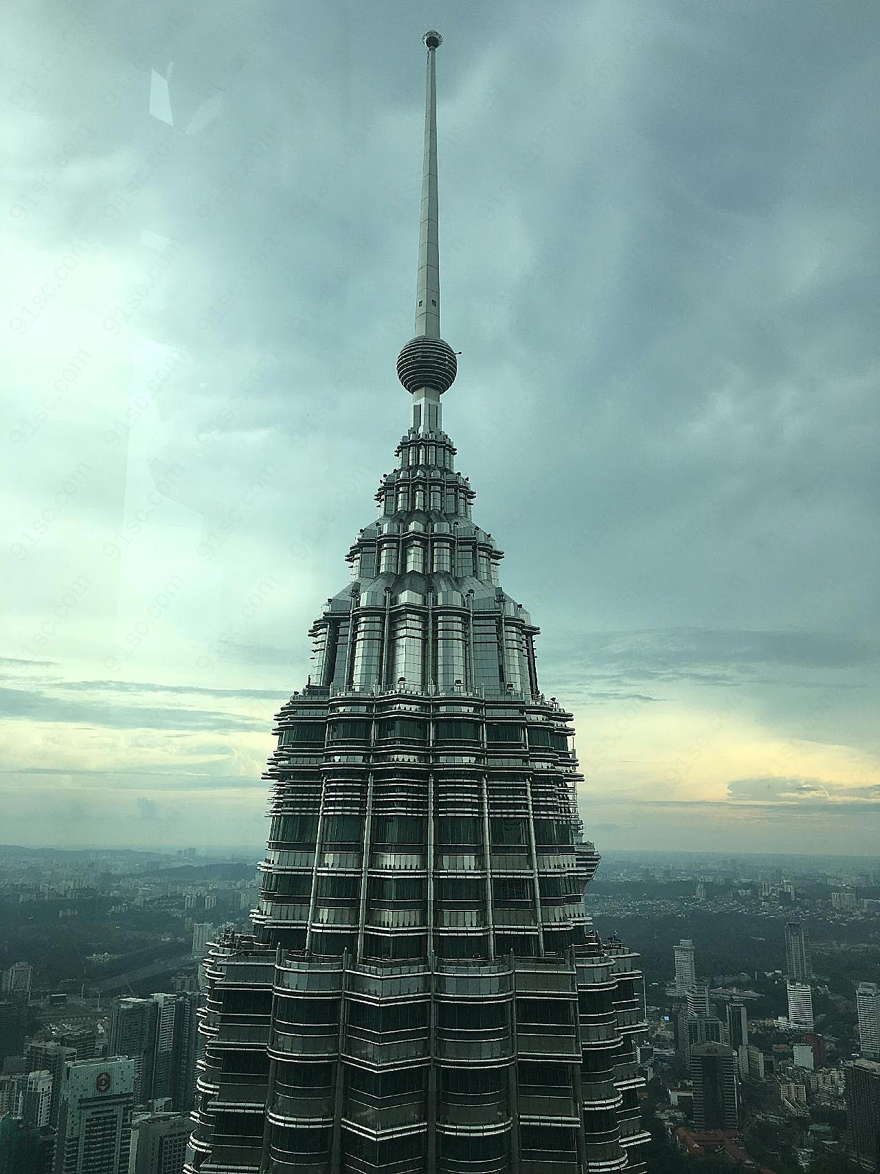 马来西亚双子塔塔尖图片现代建筑