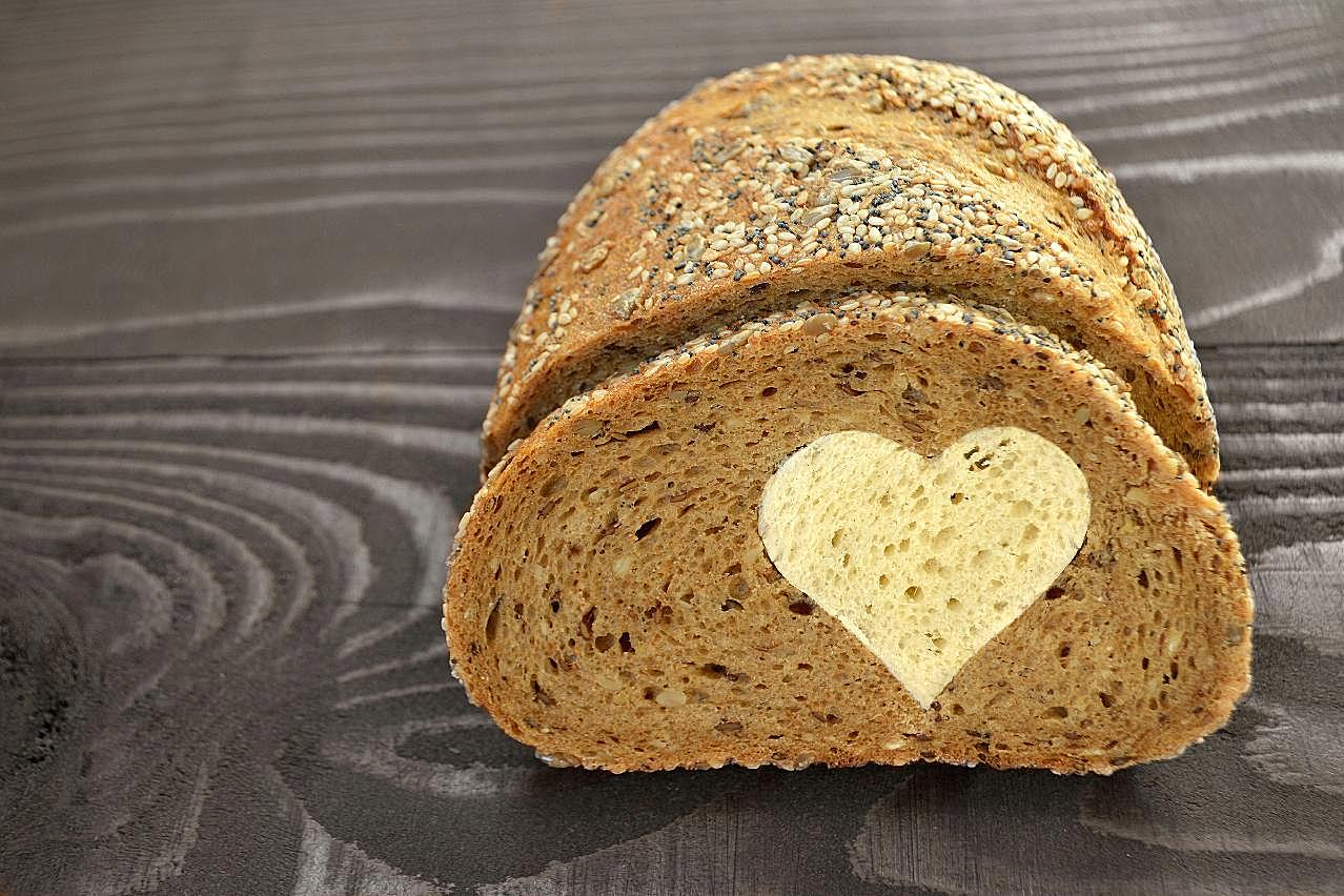 爱情面包图片非主流