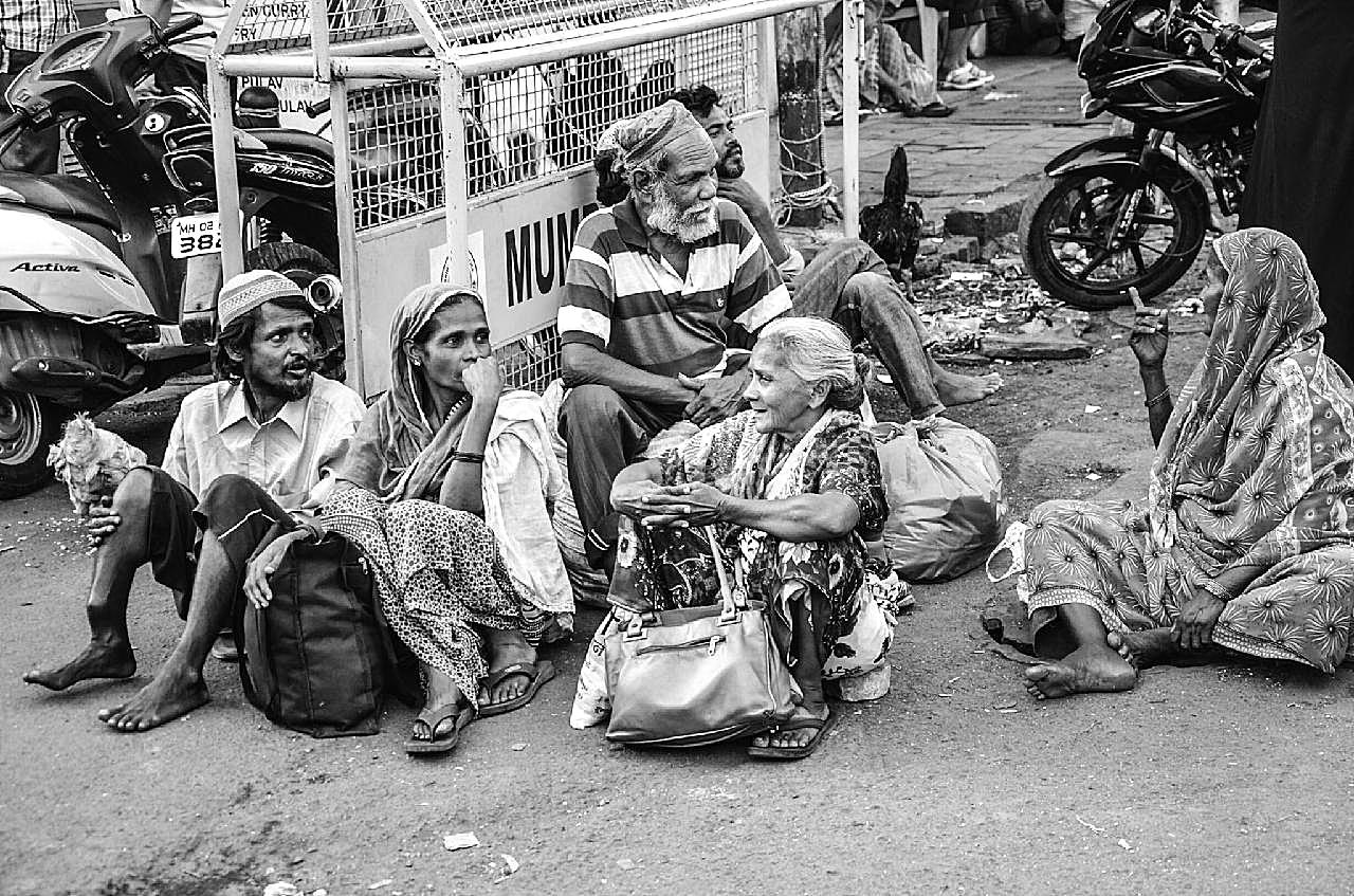贫困难民黑白摄影图片高清人物