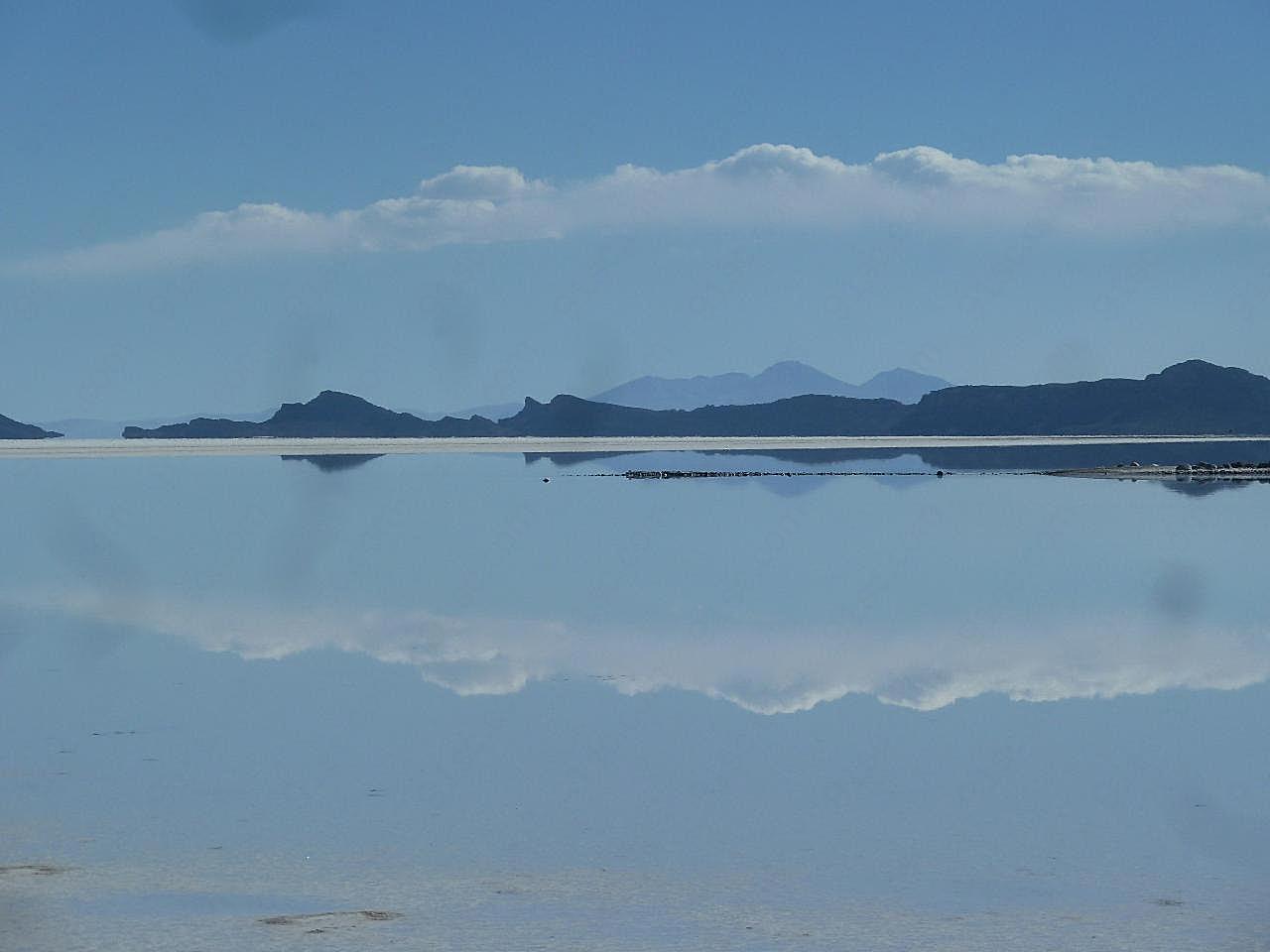 乌尤尼盐湖图片高清摄影