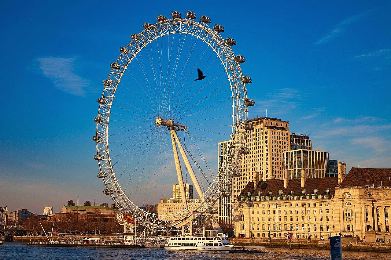 晴天英国伦敦眼摩天轮图片现代建筑