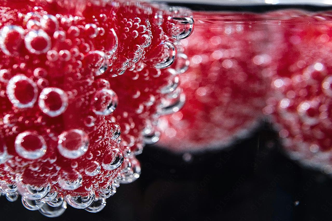 气泡红桑葚图片水果