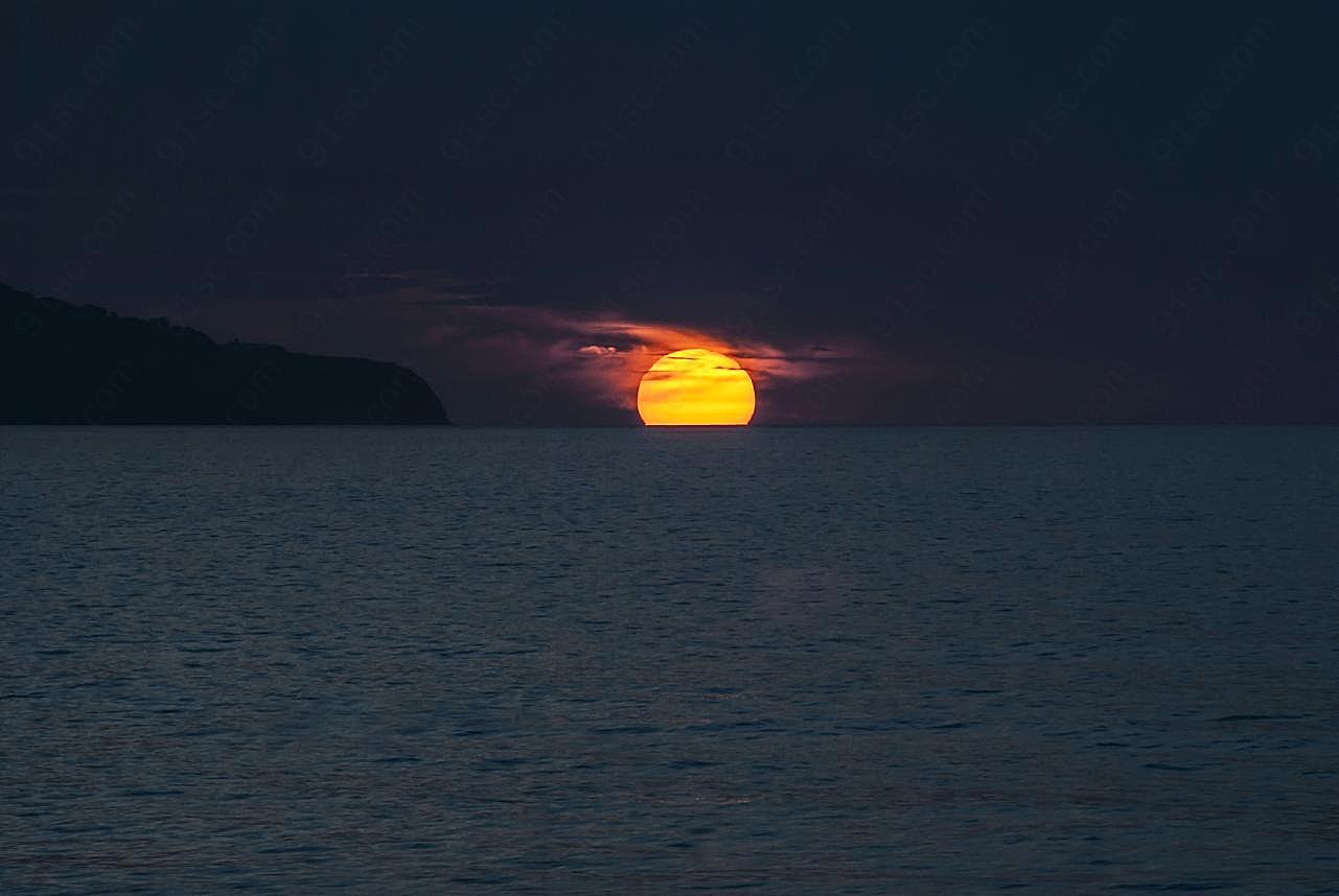 海平面落日图片自然风景
