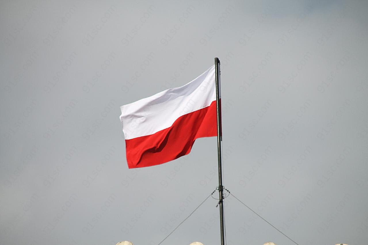 波兰飘扬国旗图片摄影