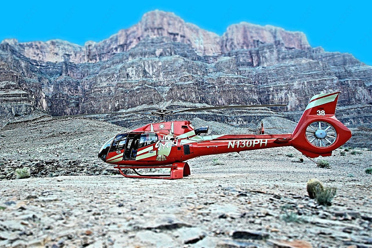 小型救援直升机图片交通工具