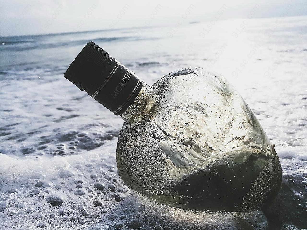 海上漂流玻璃瓶图片摄影生活用品