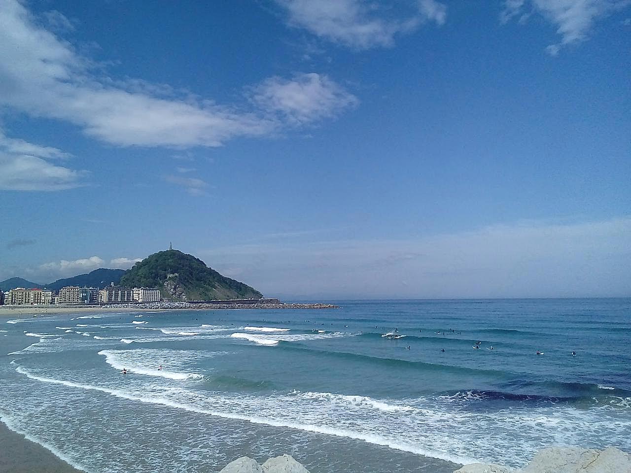 蓝天白云大海风景图片自然风景