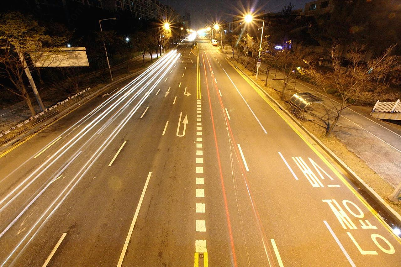 城市夜景图片公路