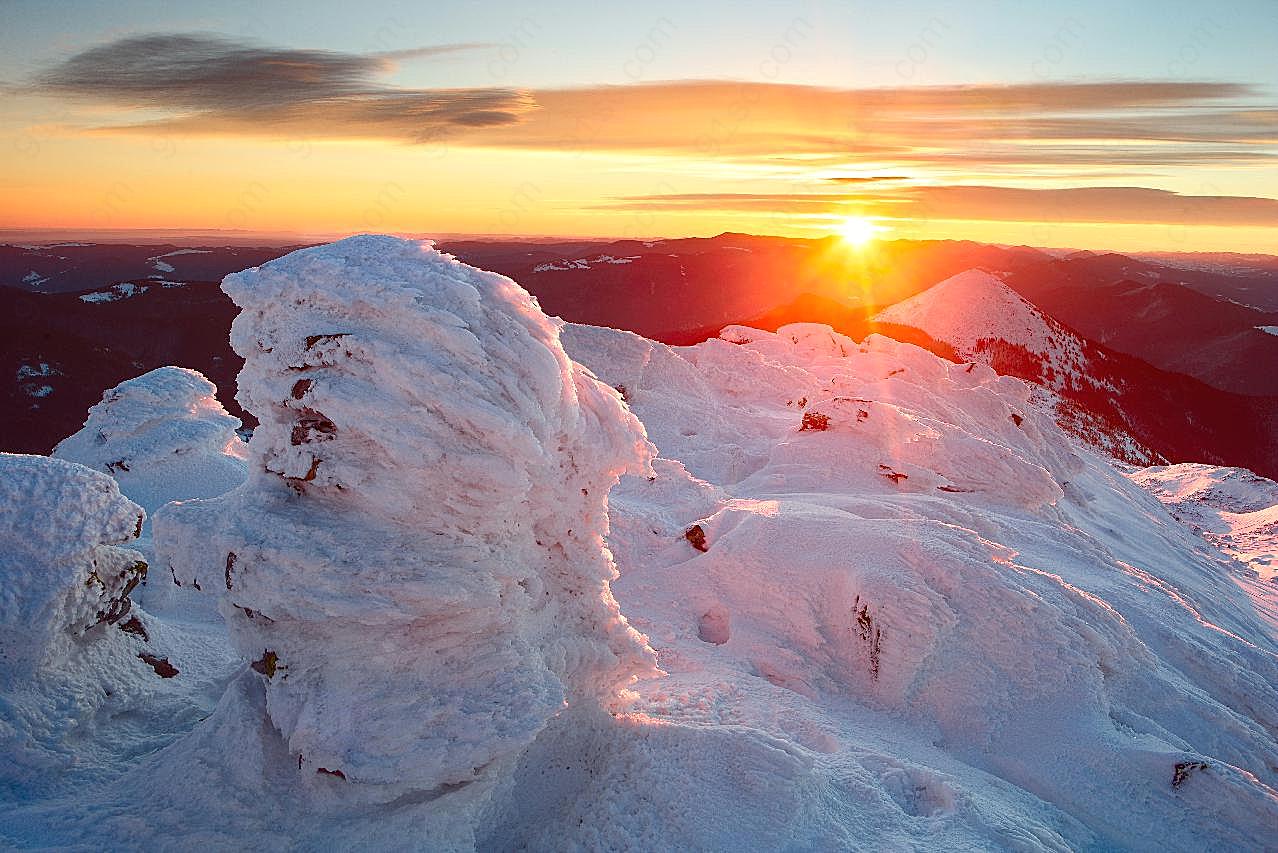 冬日暖阳雪山图片景观摄影