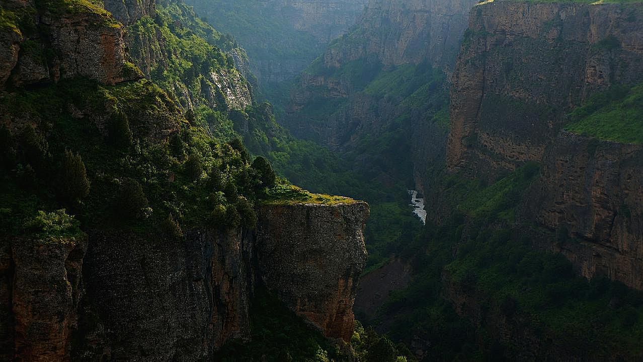 高山峡谷图片自然风景