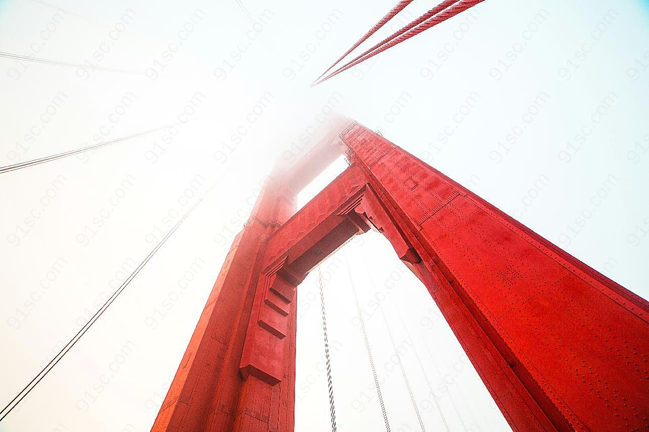 大雾天金门大桥图片高清建筑