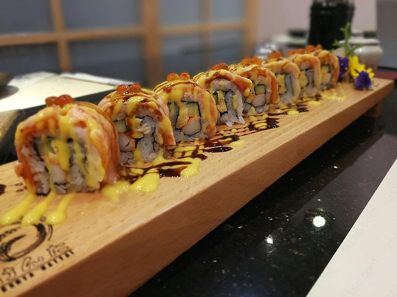 美味日本寿司卷图片餐饮美食
