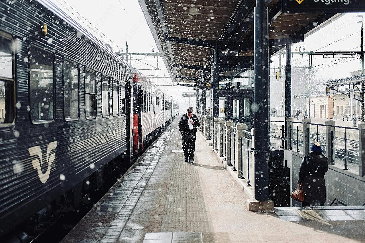 冬天火车站站台图片高清