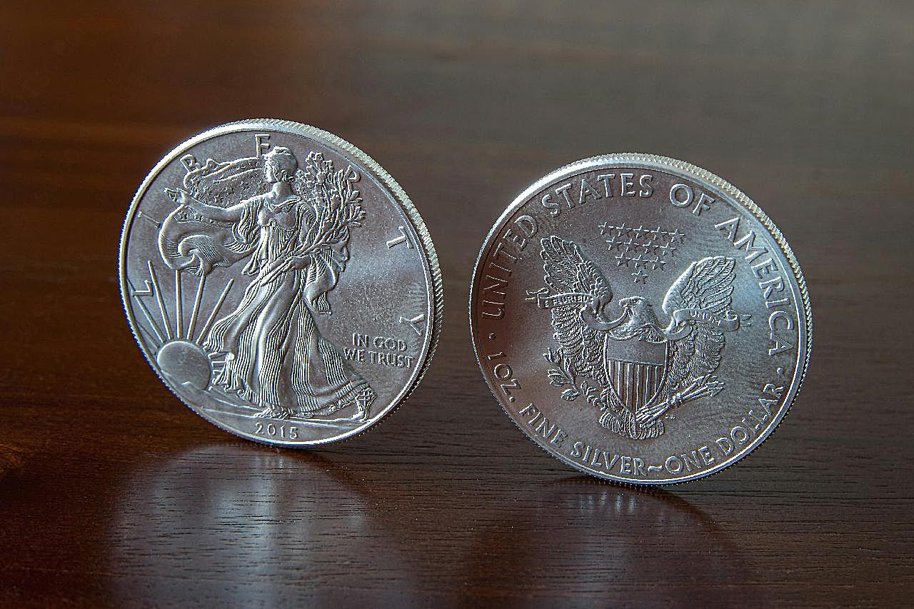 两枚硬币图片钱币图片