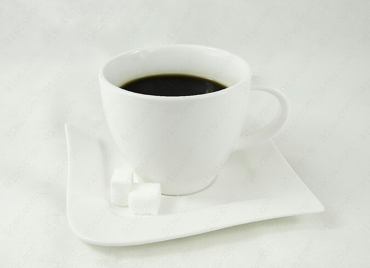 一杯黑咖啡不加糖图片饮料