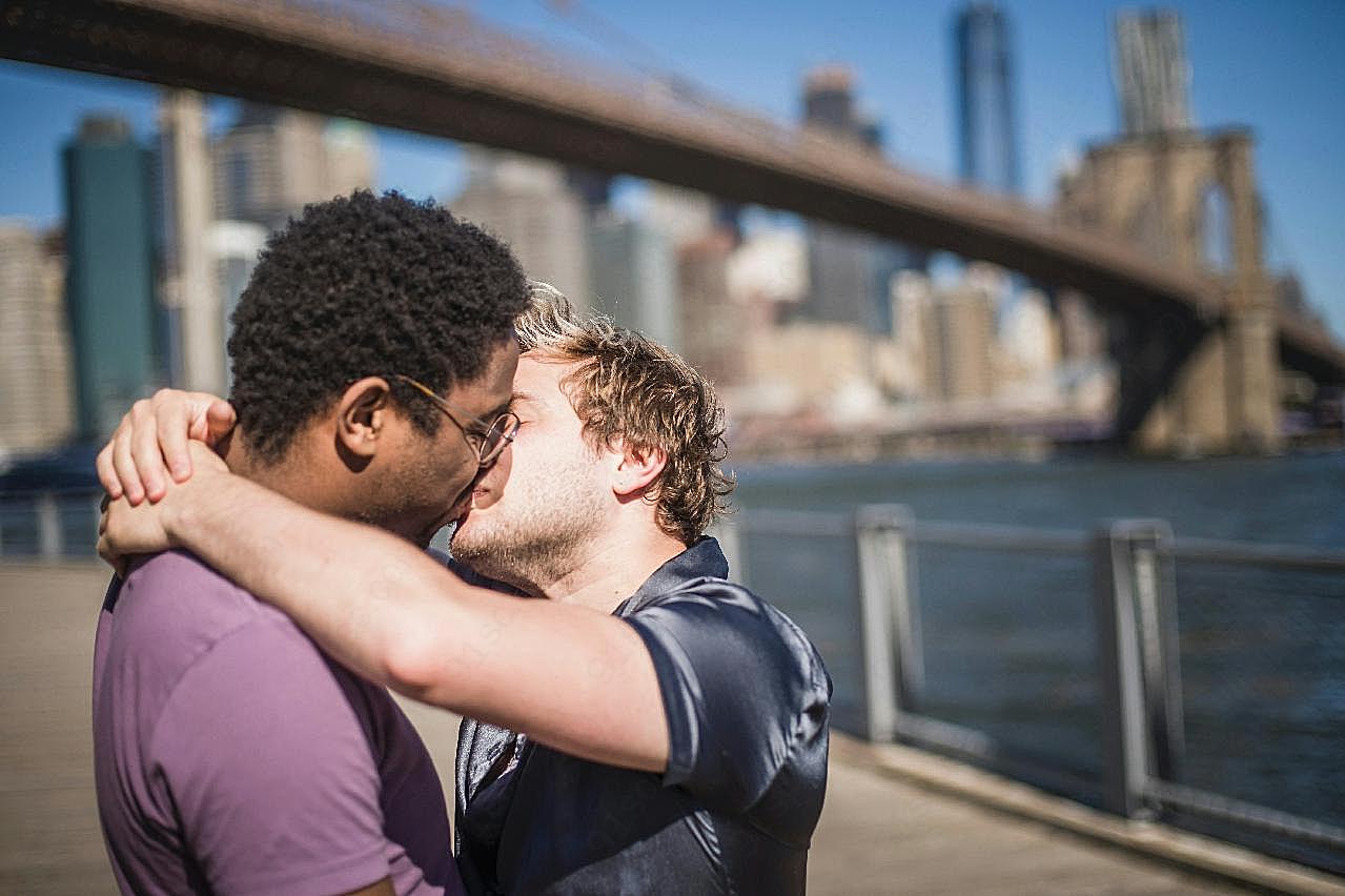 同性恋接吻图片高清人物