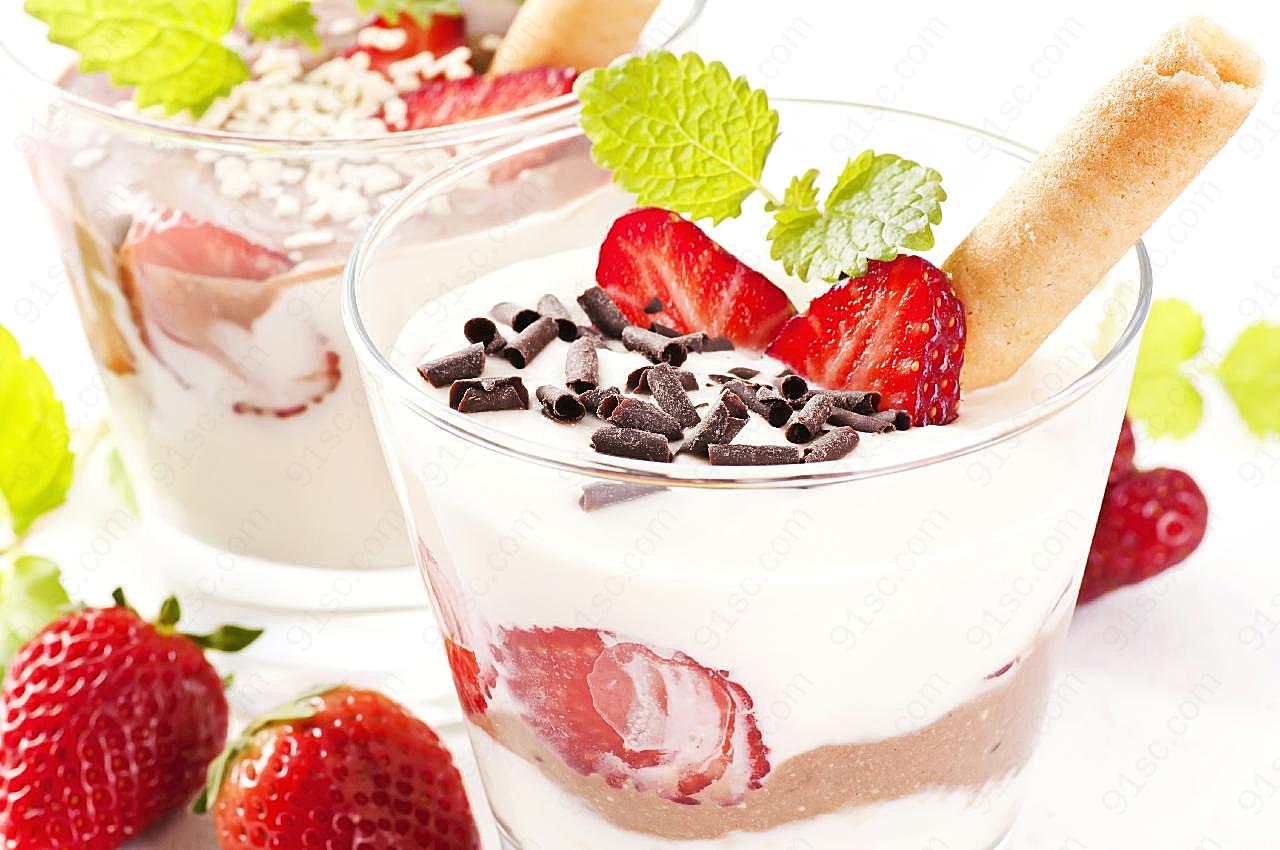 牛奶巧克力草莓图片餐饮美食