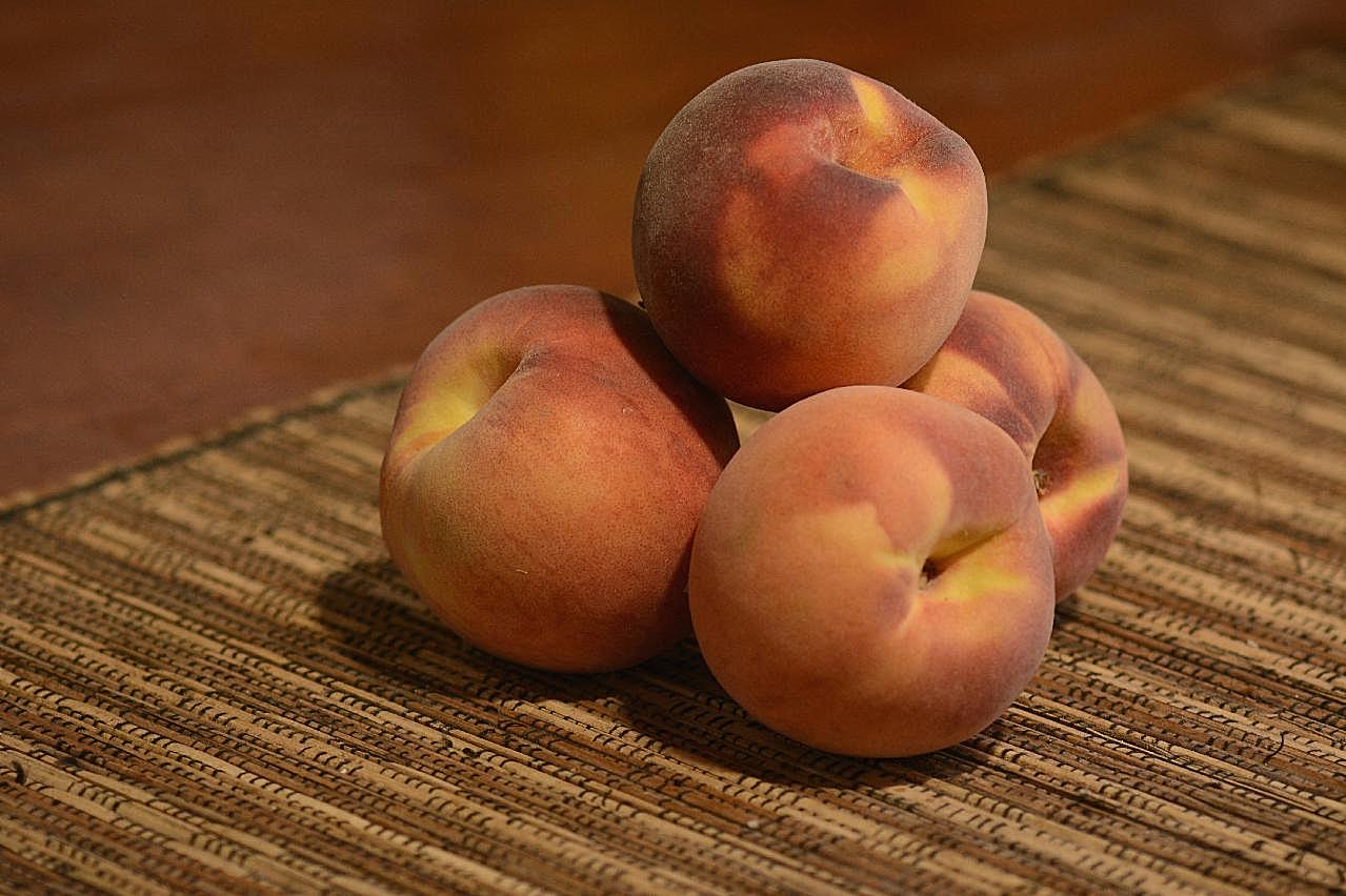 新鲜桃子高清图片水果