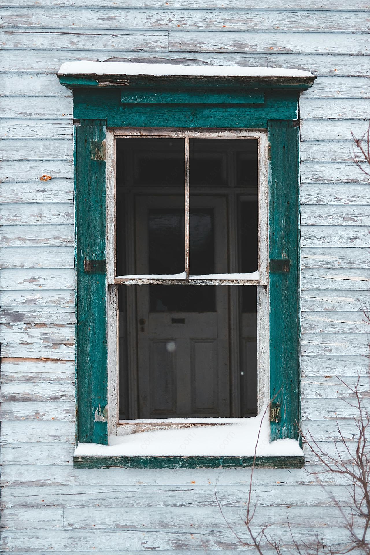 老式废旧木制窗户图片门窗