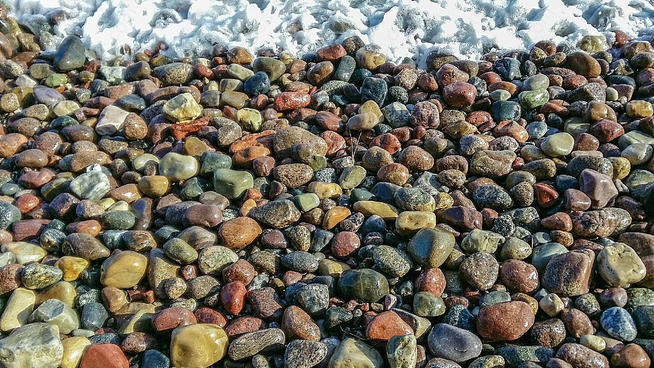 海滩鹅卵石图片高清摄影