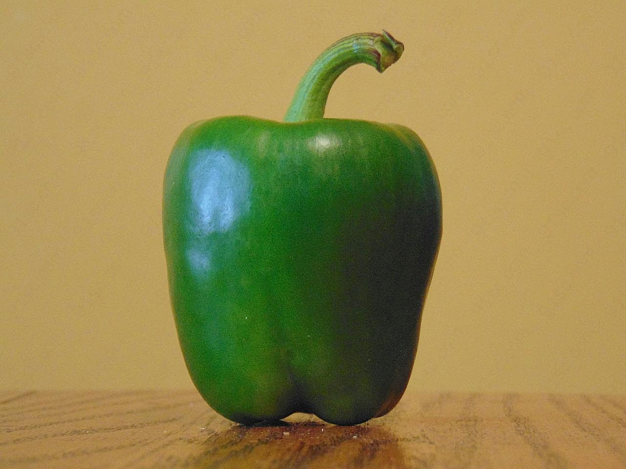 一个青椒图片蔬菜