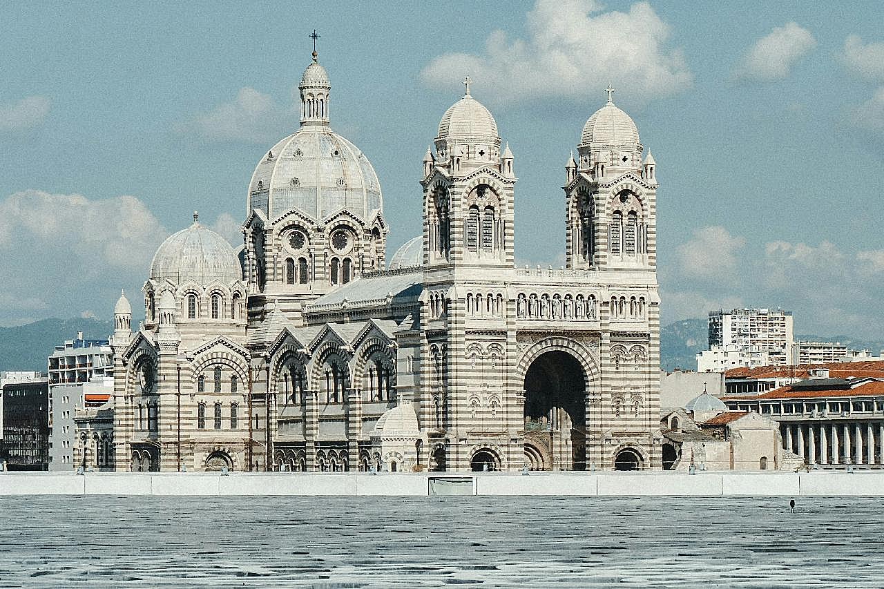 马赛主教座堂图片特色建筑
