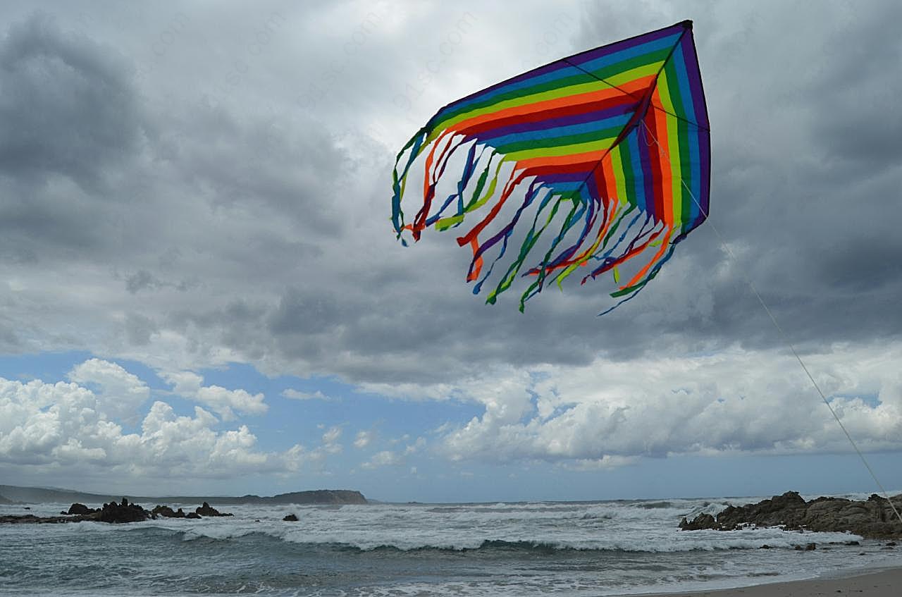 海面上高飞的风筝图片民族工艺品