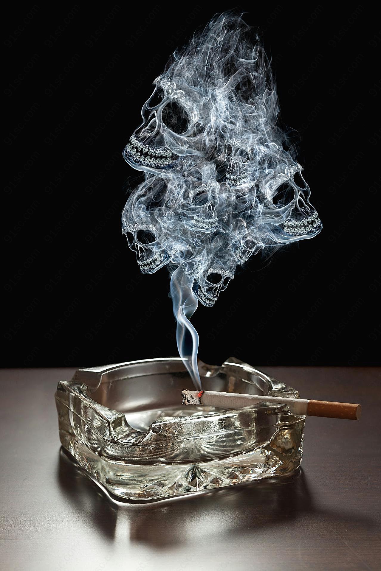 香烟烟雾骷髅形状图片摄影