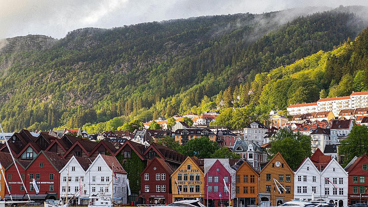 挪威山下民居空间