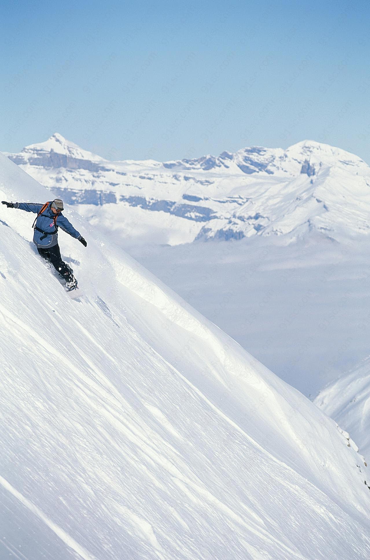 高清雪山图片下载滑雪