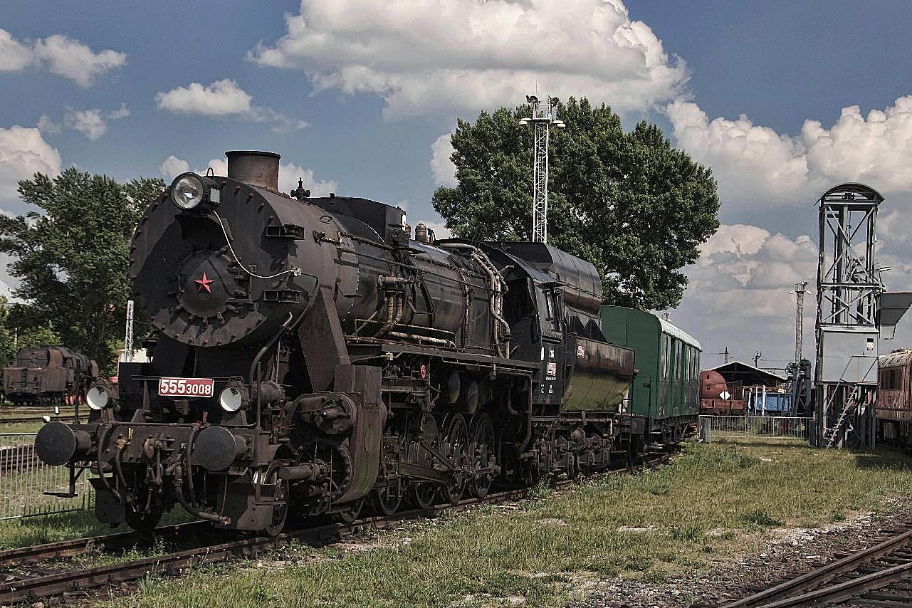 老式蒸汽机车图片交通