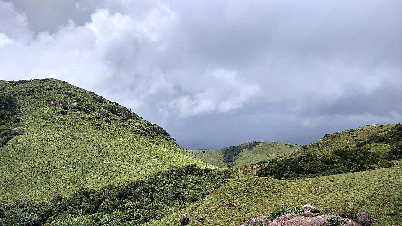 翠绿青山图片山脉