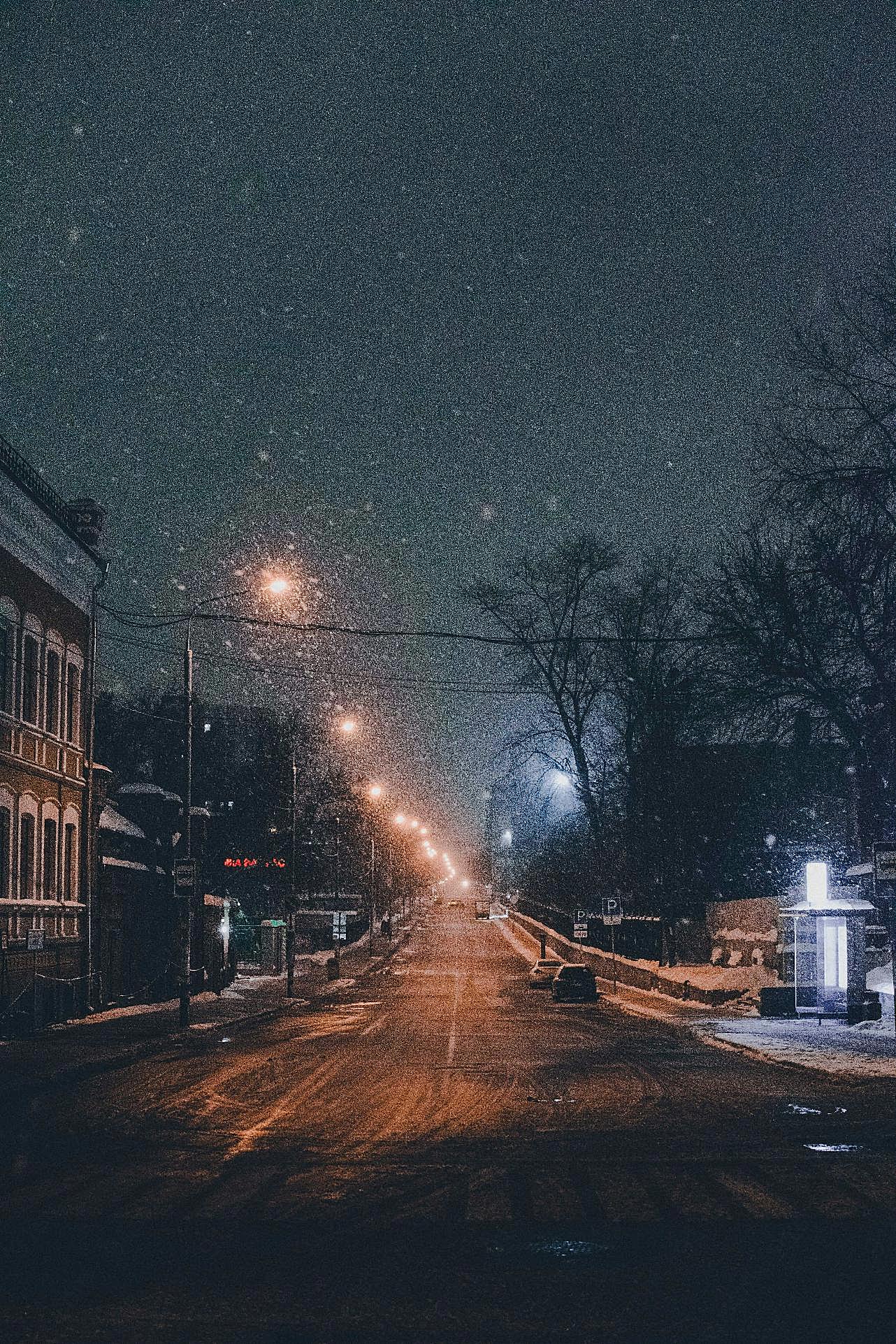 静谧公路唯美夜景图片城市景观