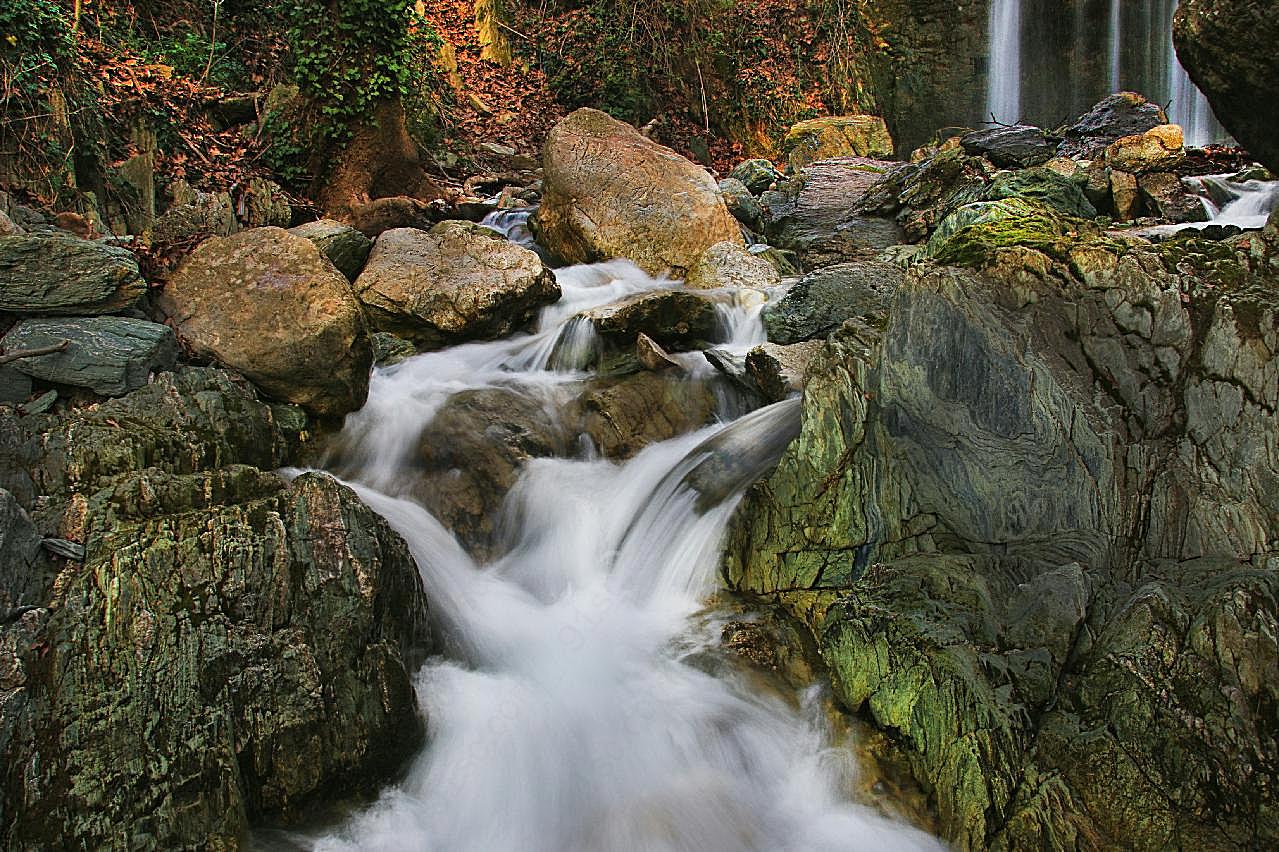 岩石瀑布水流图片摄影