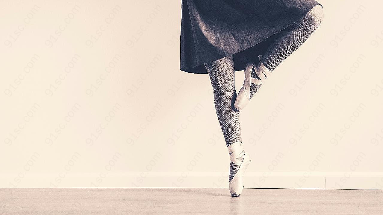 芭蕾舞腿部特写图片人物速写