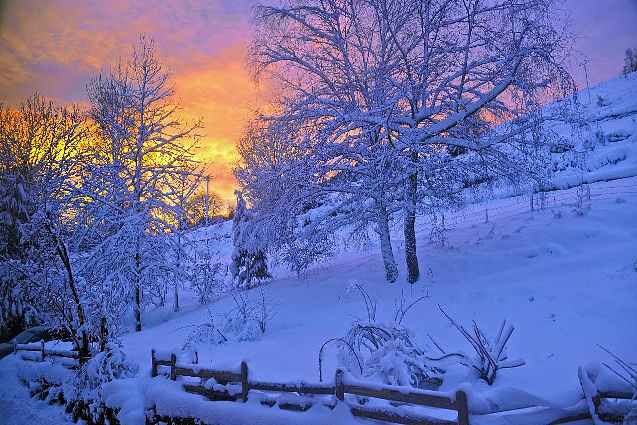 冬季黄昏日落图片雪景