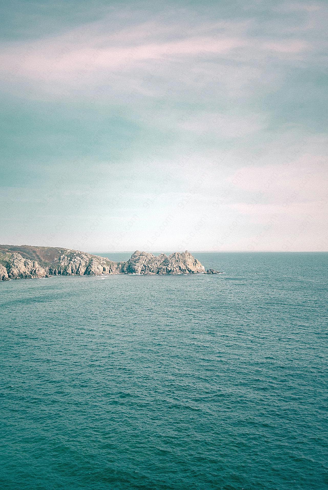 海上孤岛图片高清风景