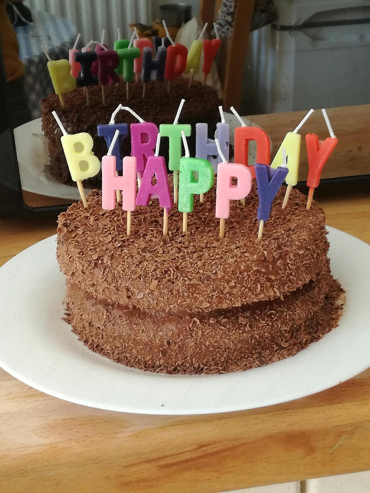 巧克力双层生日图片蛋糕