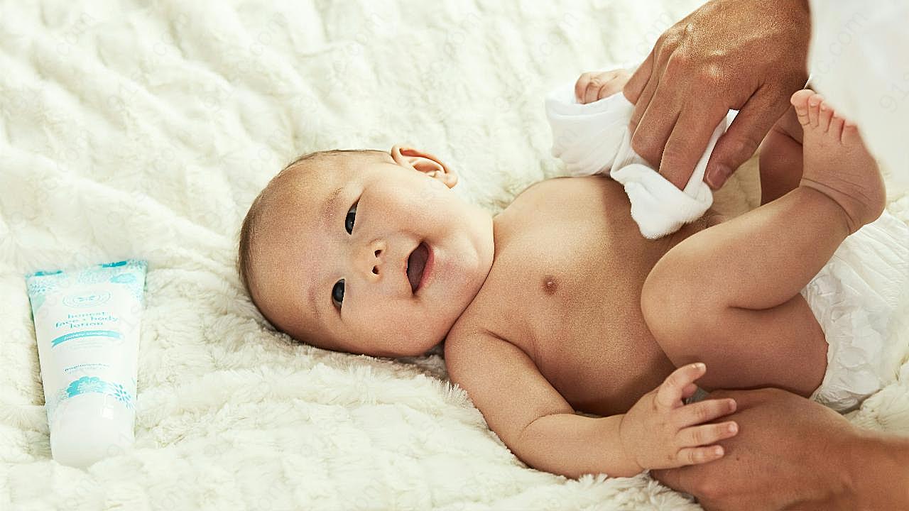 新生儿皮肤护理图片人物高清