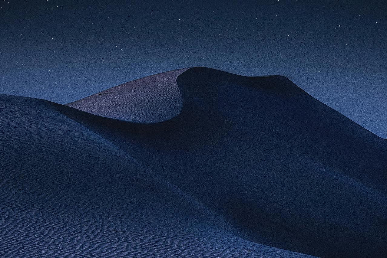 夜间丘陵风景图片沙漠