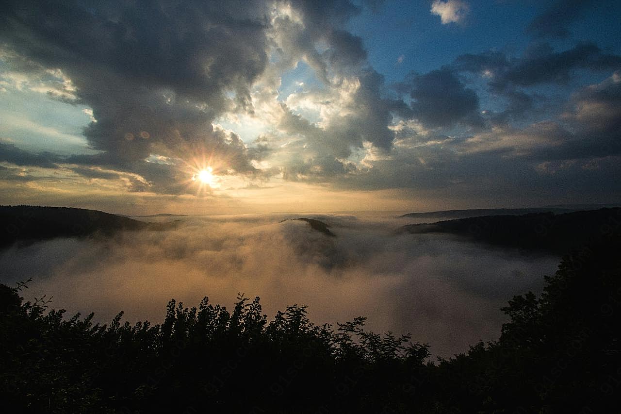 清晨云雾景观图片风景摄影