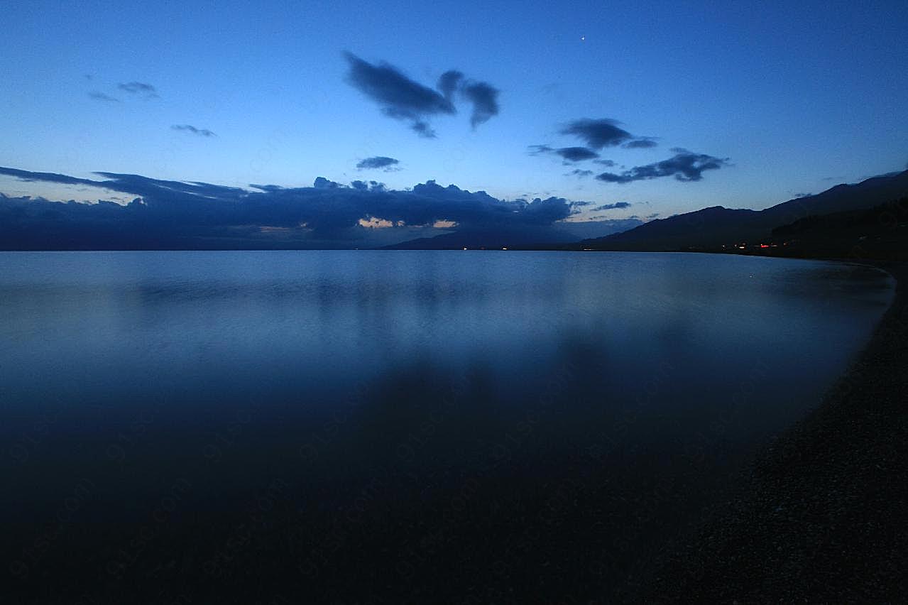 赛里木湖旅游摄影图片自然风景