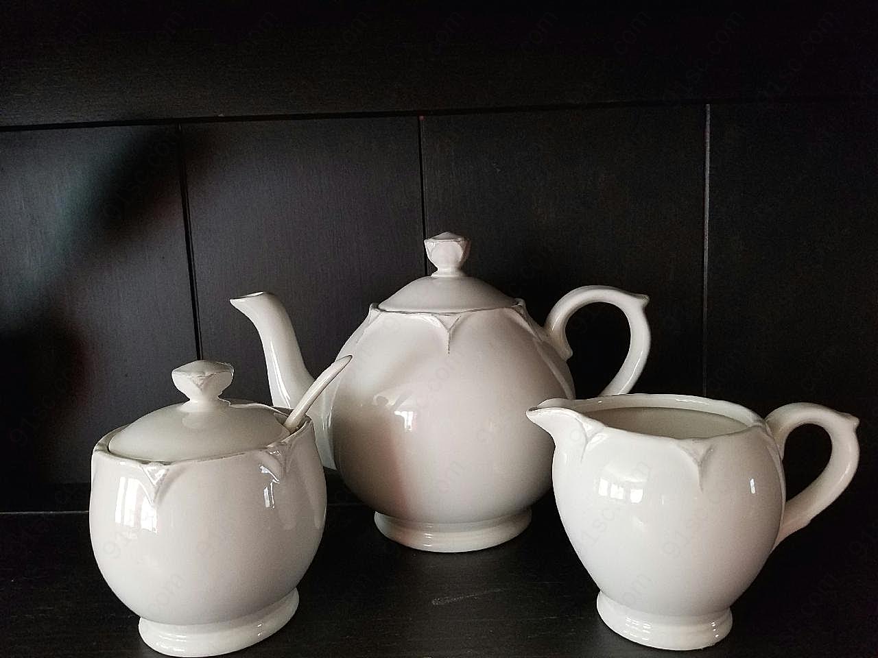 陶瓷茶壶图片摄影