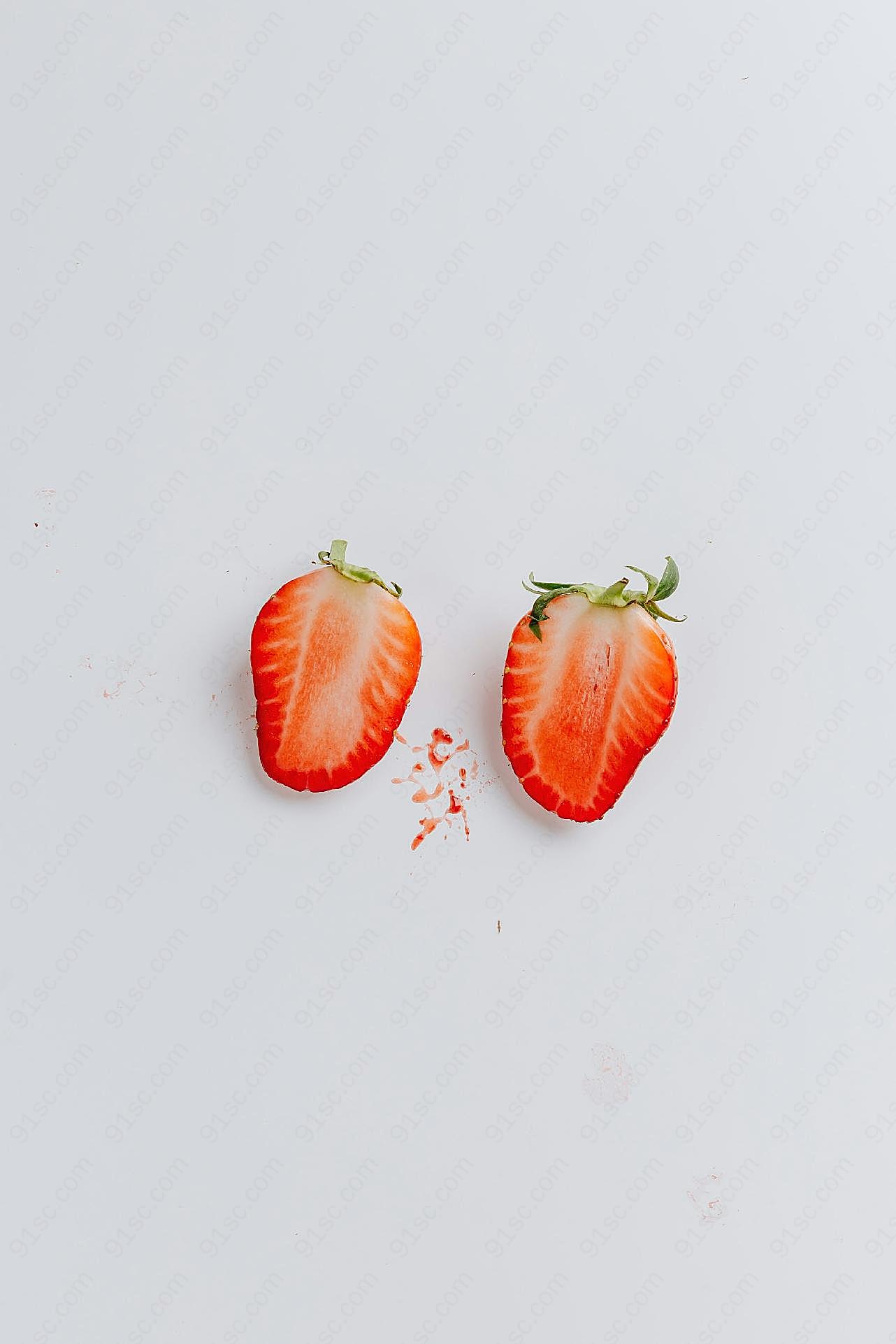 草莓切片图片高清