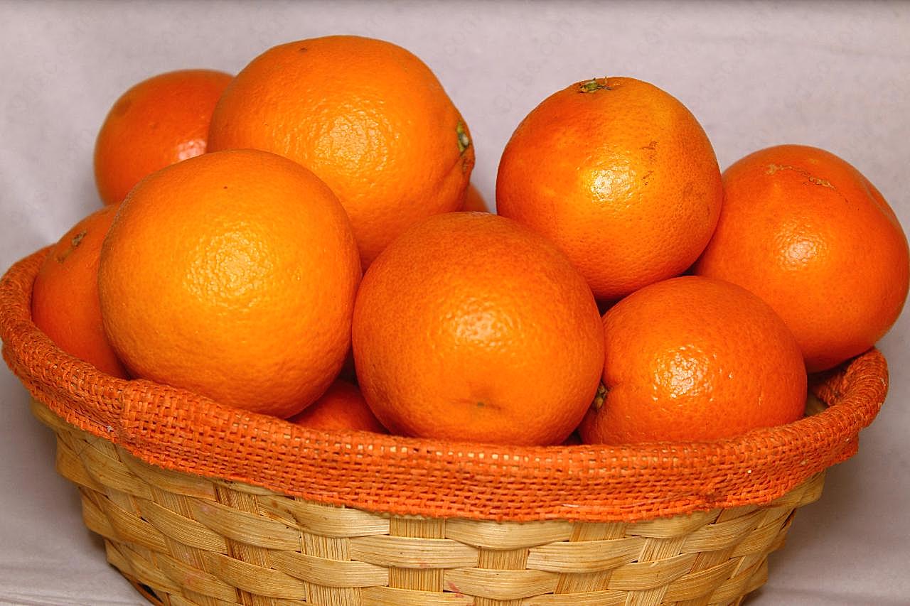 篮子里的鲜橙图片摄影