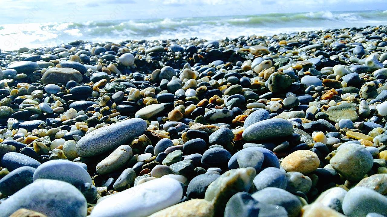 海岸鹅卵石图片怪石图片
