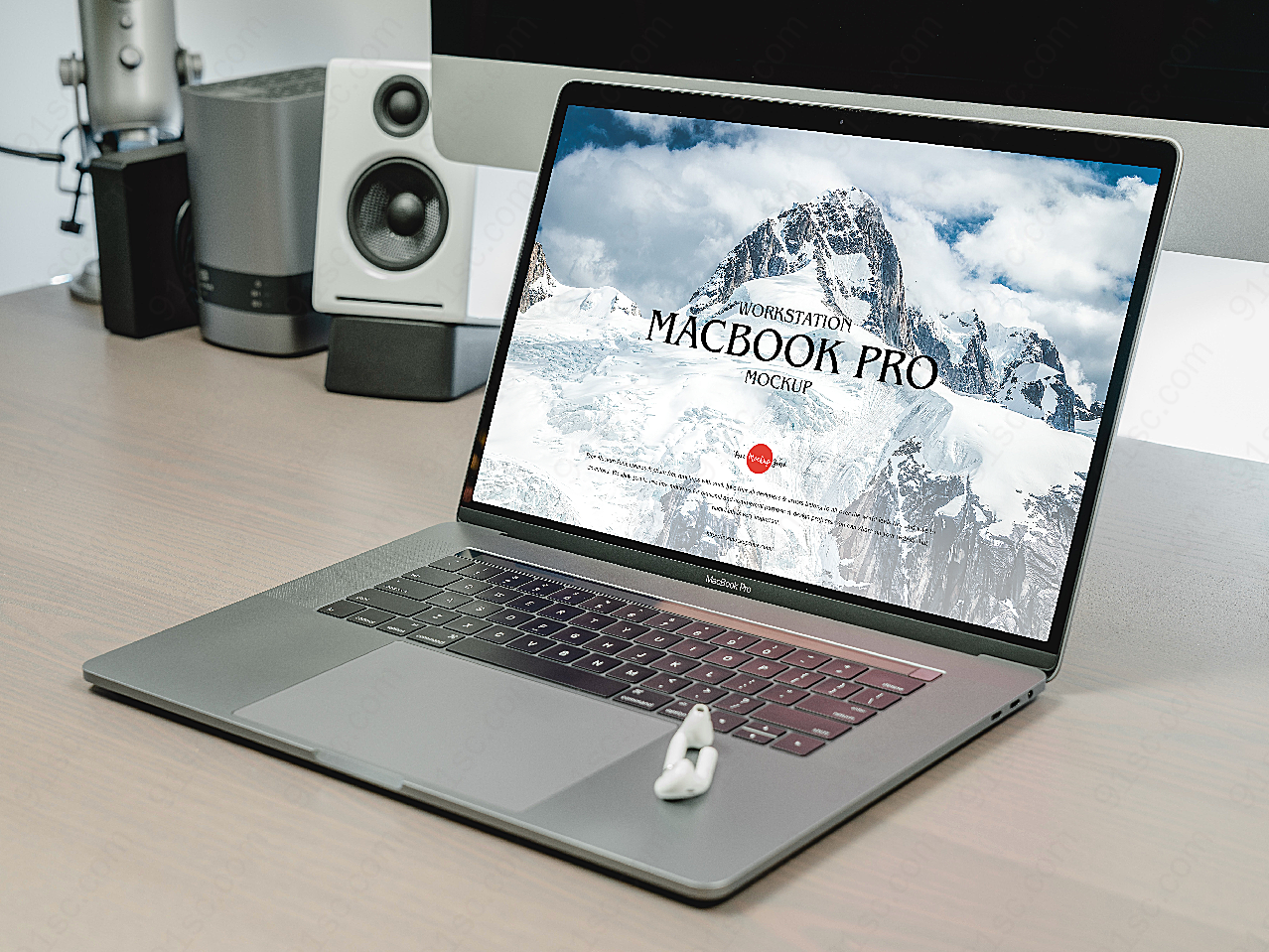 macbookpro样机广告摄影