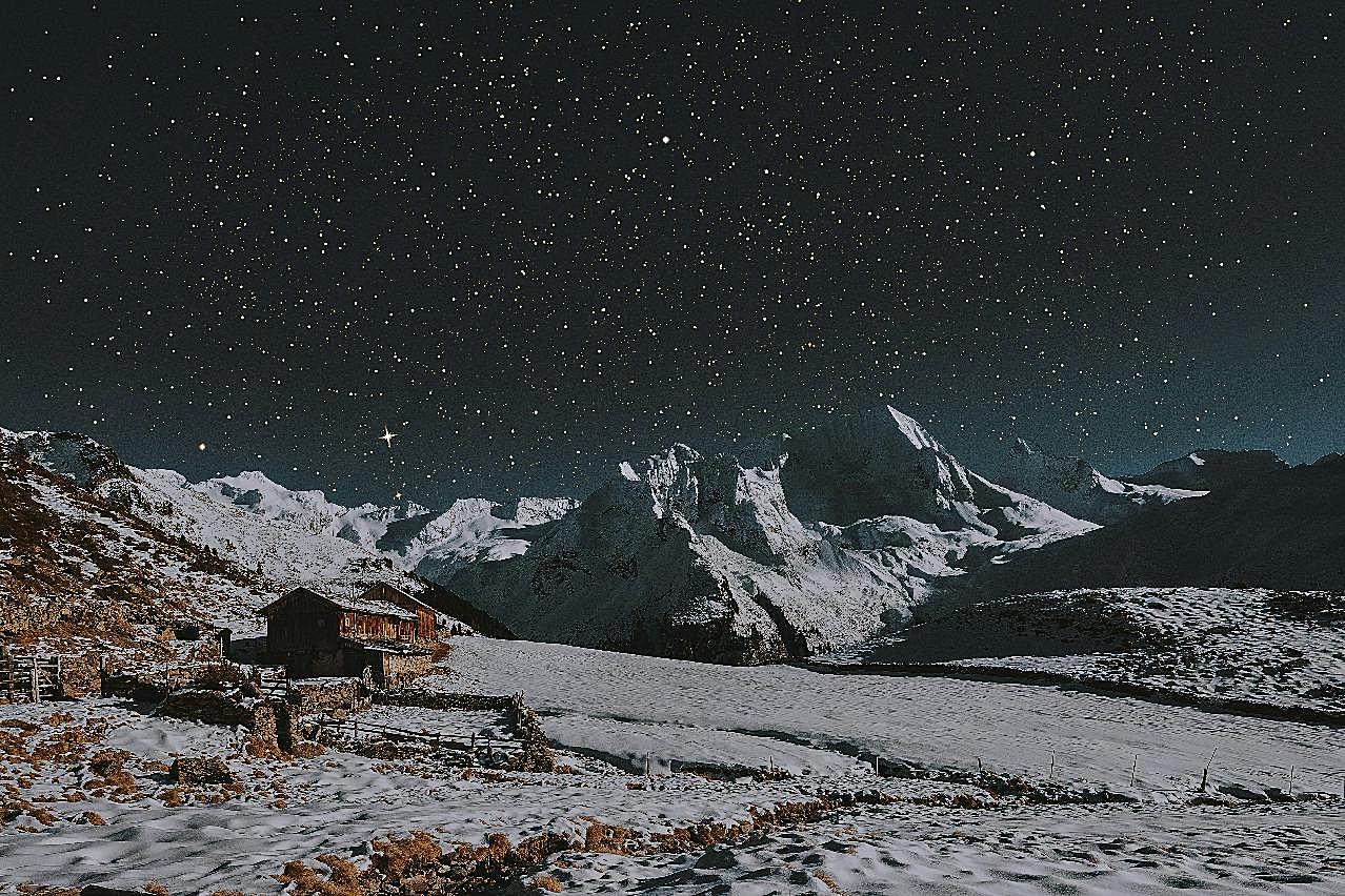 夜晚雪山上的星空图片摄影高清
