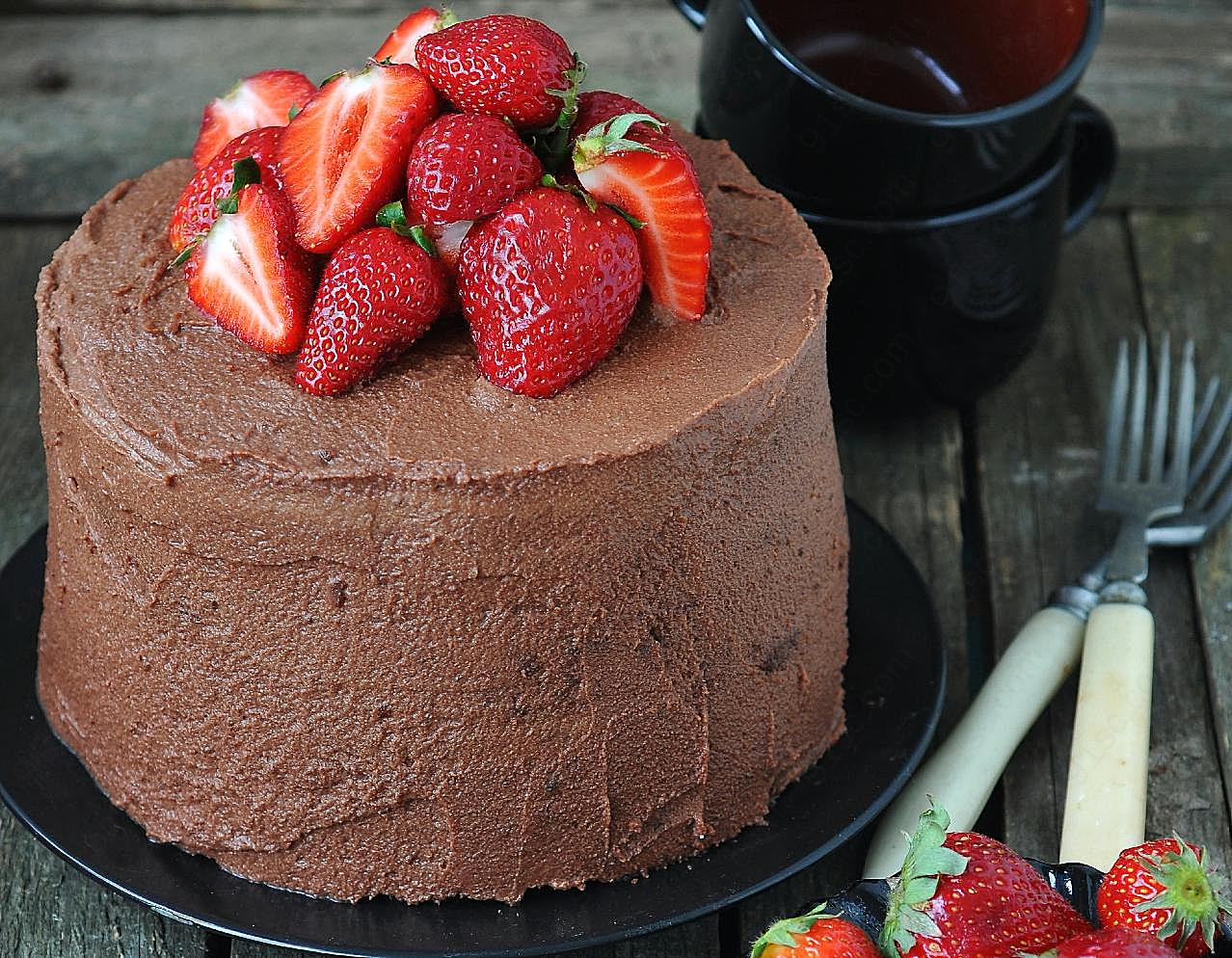 巧克力草莓图片蛋糕